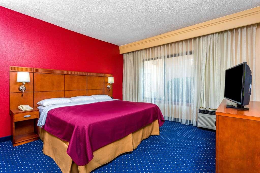 Comfort Inn Roswell-Dunwoody エクステリア 写真