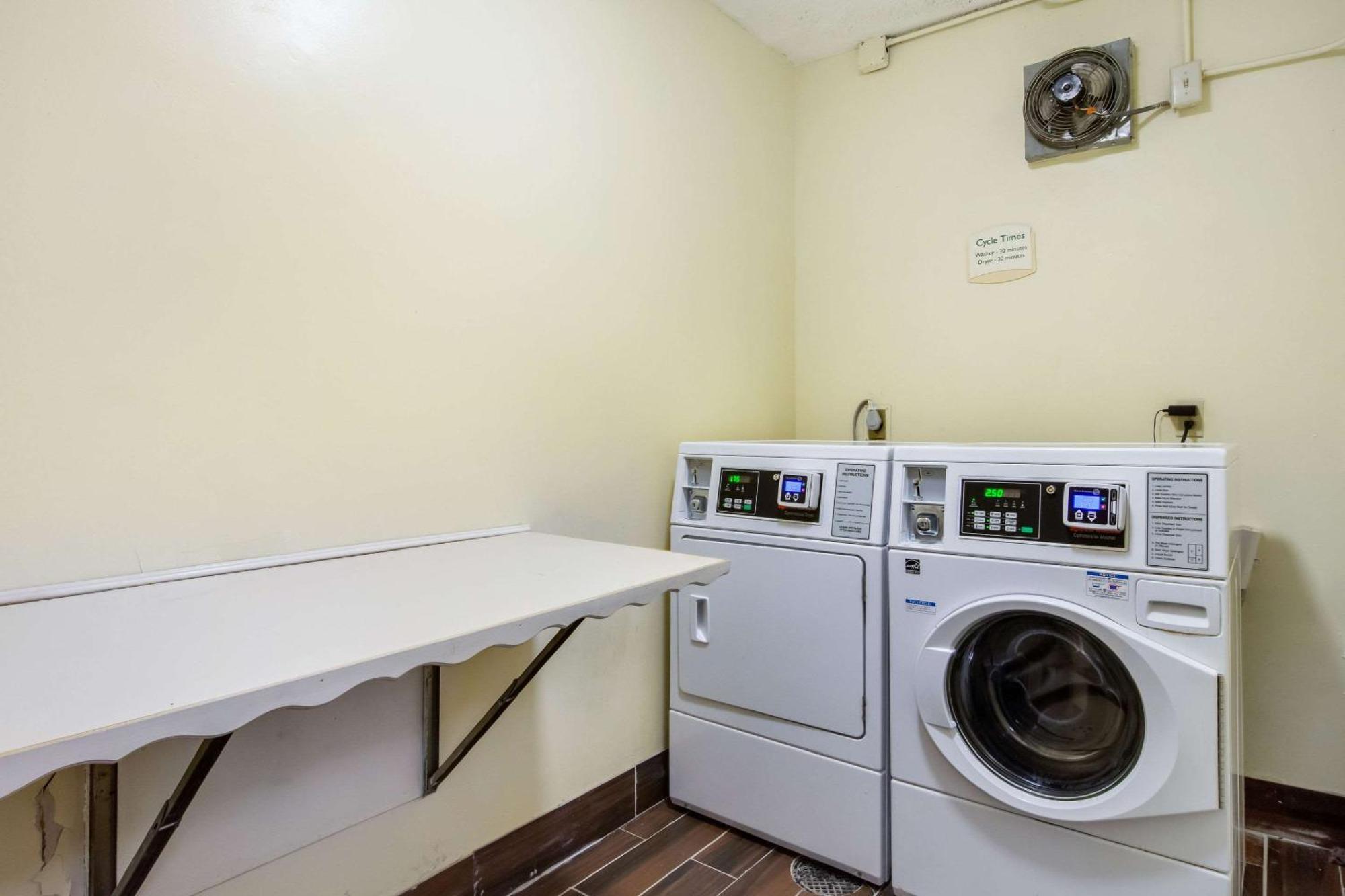 Comfort Inn Roswell-Dunwoody エクステリア 写真