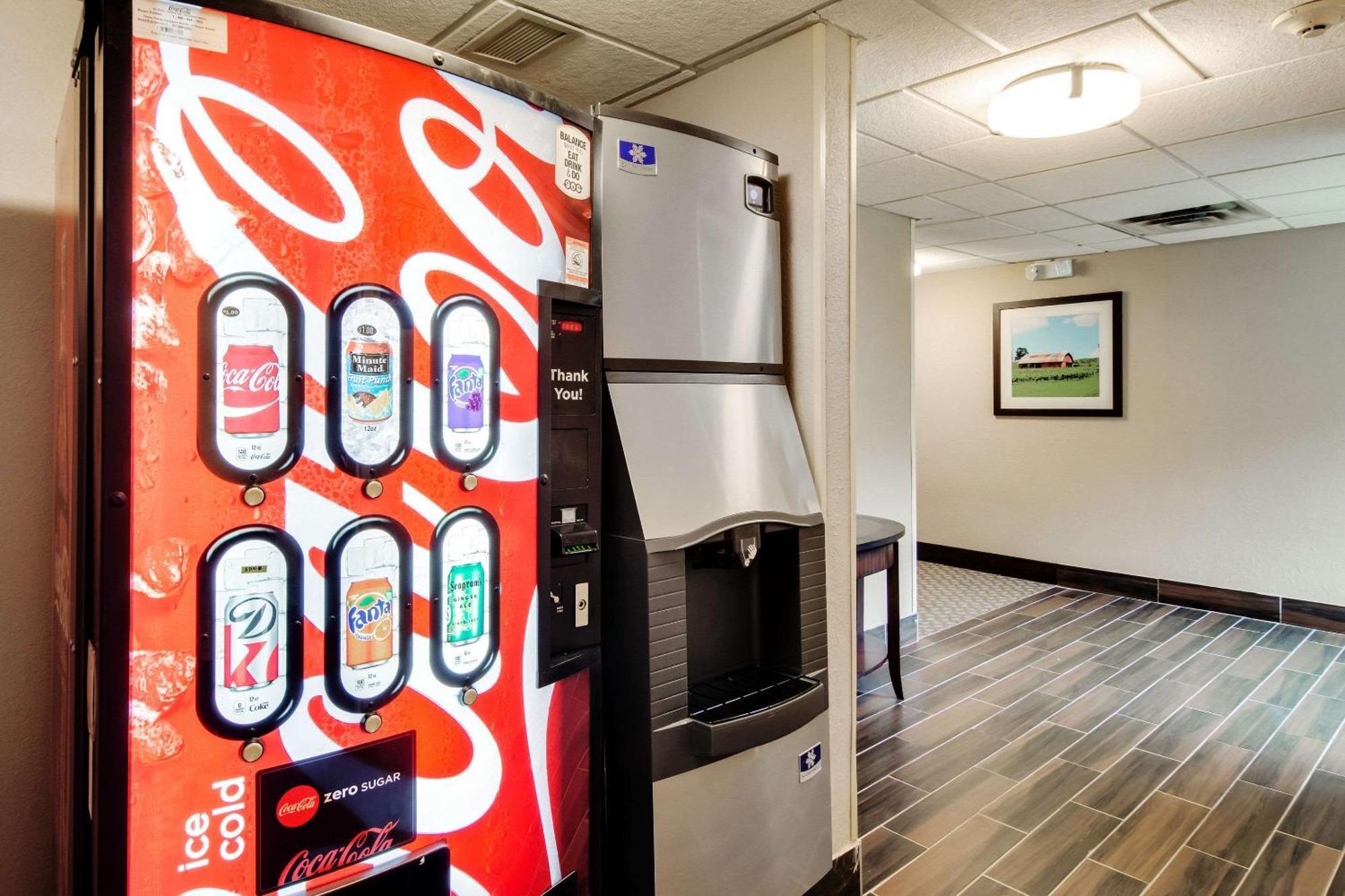 Comfort Inn Roswell-Dunwoody エクステリア 写真